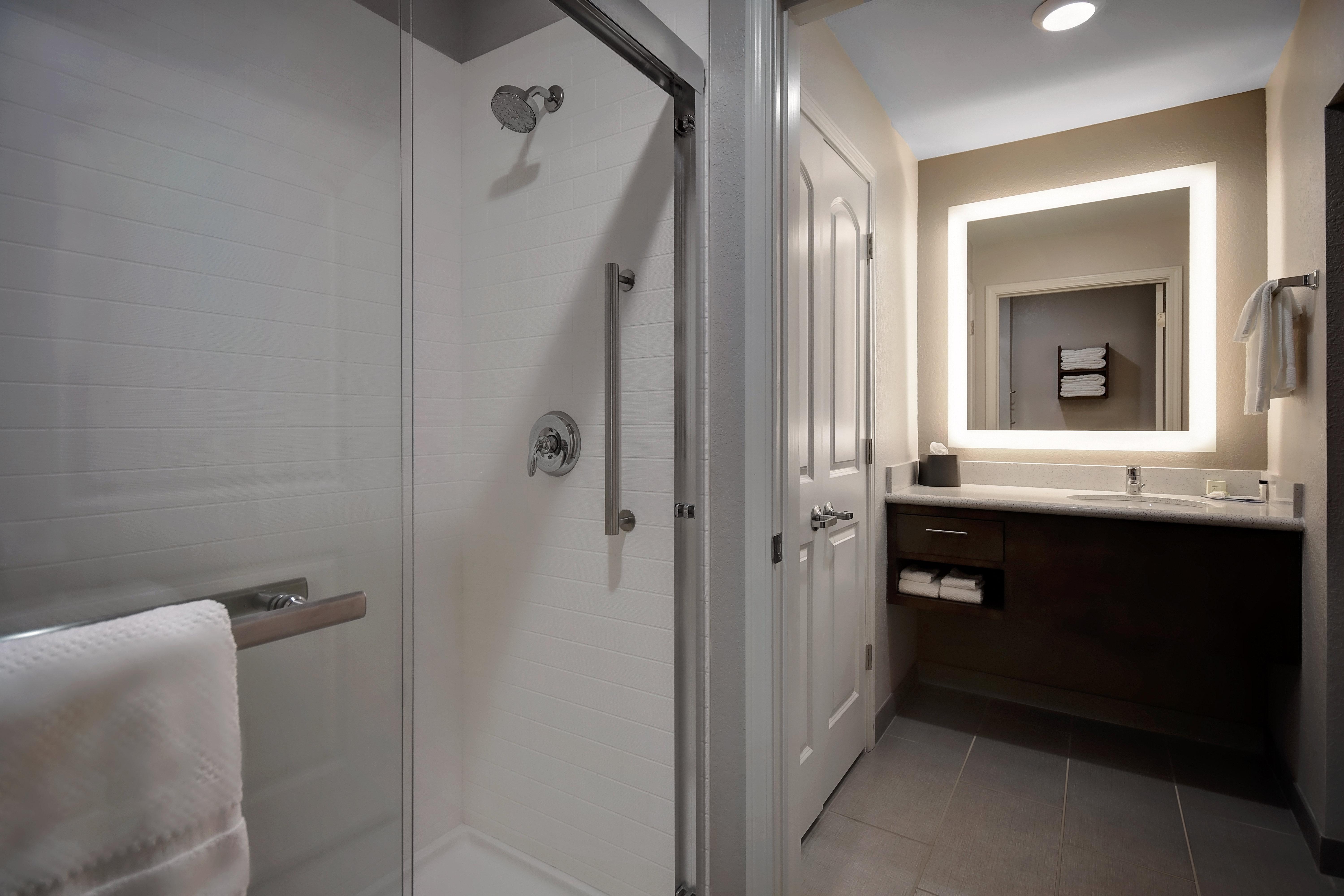Staybridge Suites - Holland By Ihg Экстерьер фото